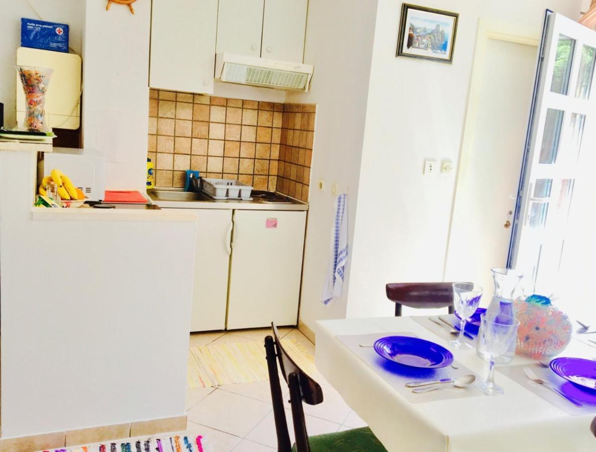 2Bedroom Apartment Lapad ดูบรอฟนิก ภายนอก รูปภาพ